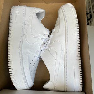 Air Force 1 Sage Low Platform Sneaker 9.5